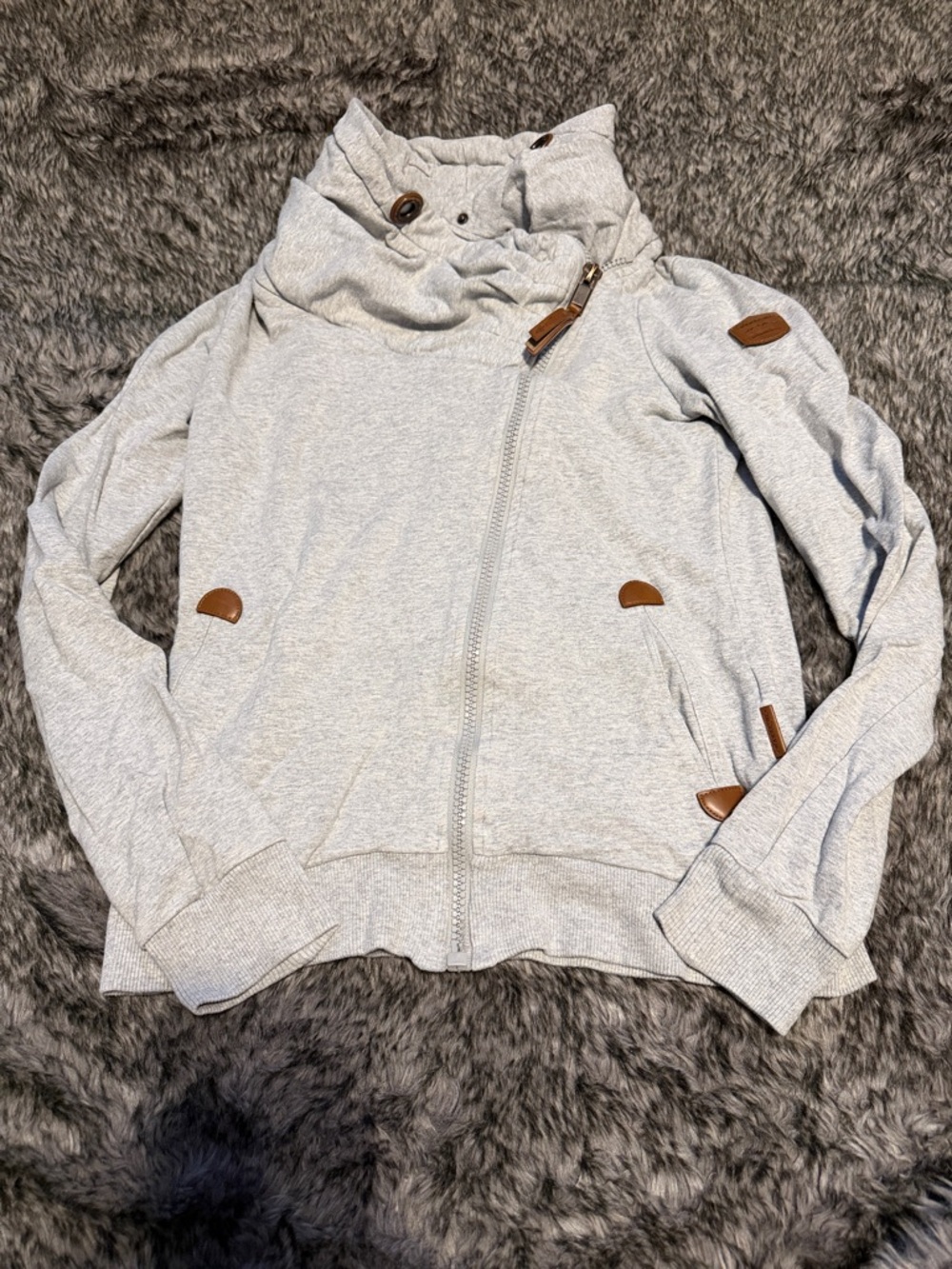 Wanakome Light Gray Hoodie with Brown Accents